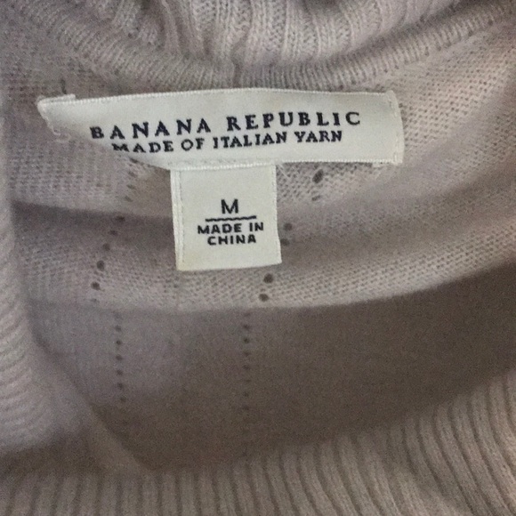 2 Banana Republic sweaters - Picture 3 of 5